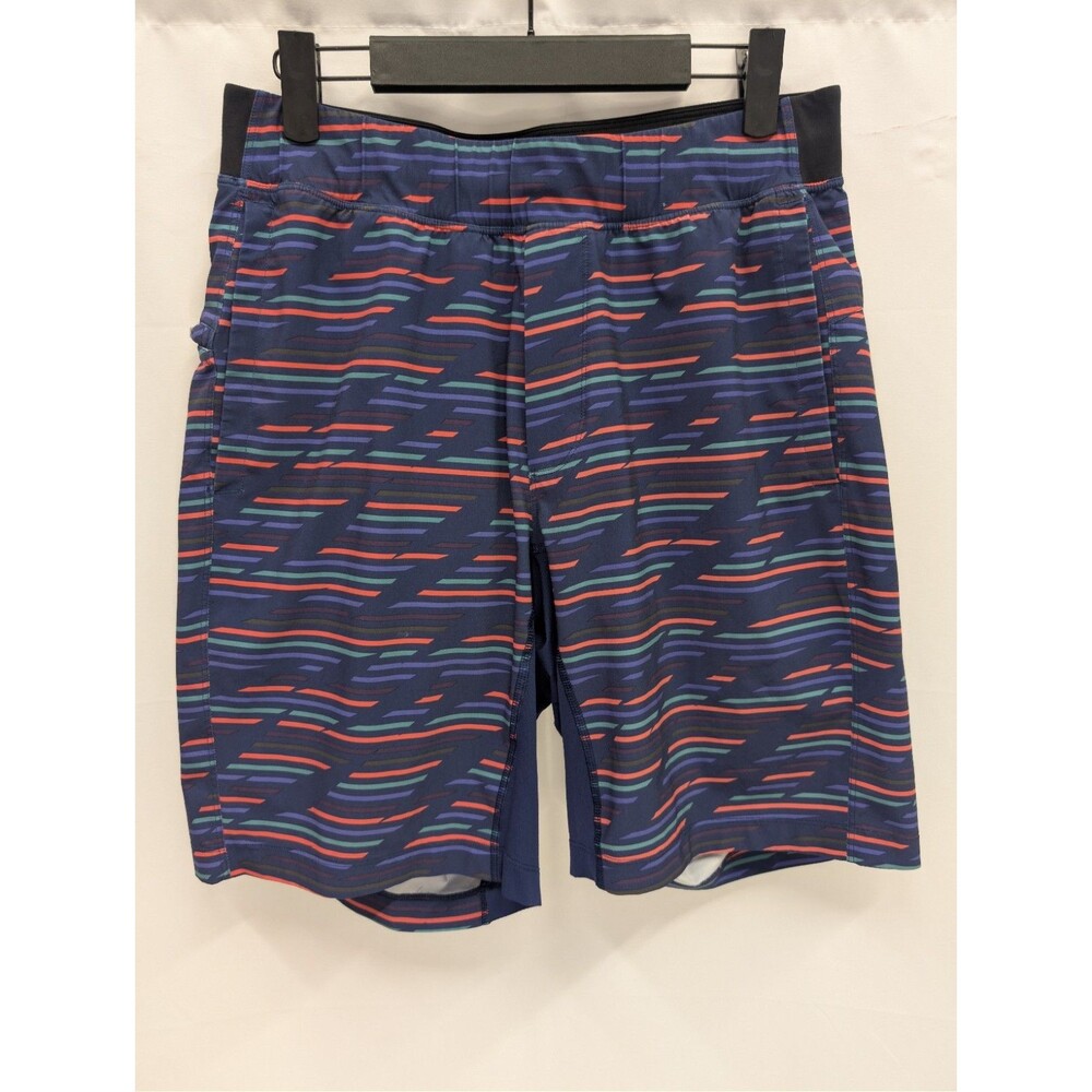 Lululemon T.H.E Short 9" *Size Medium* - Picture 1 of 9